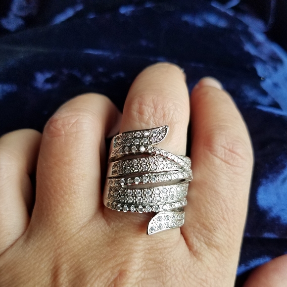 Swarovski Elements 925 Sterling Silver Contemporary Statement Ring NEW - Picture 3 of 13